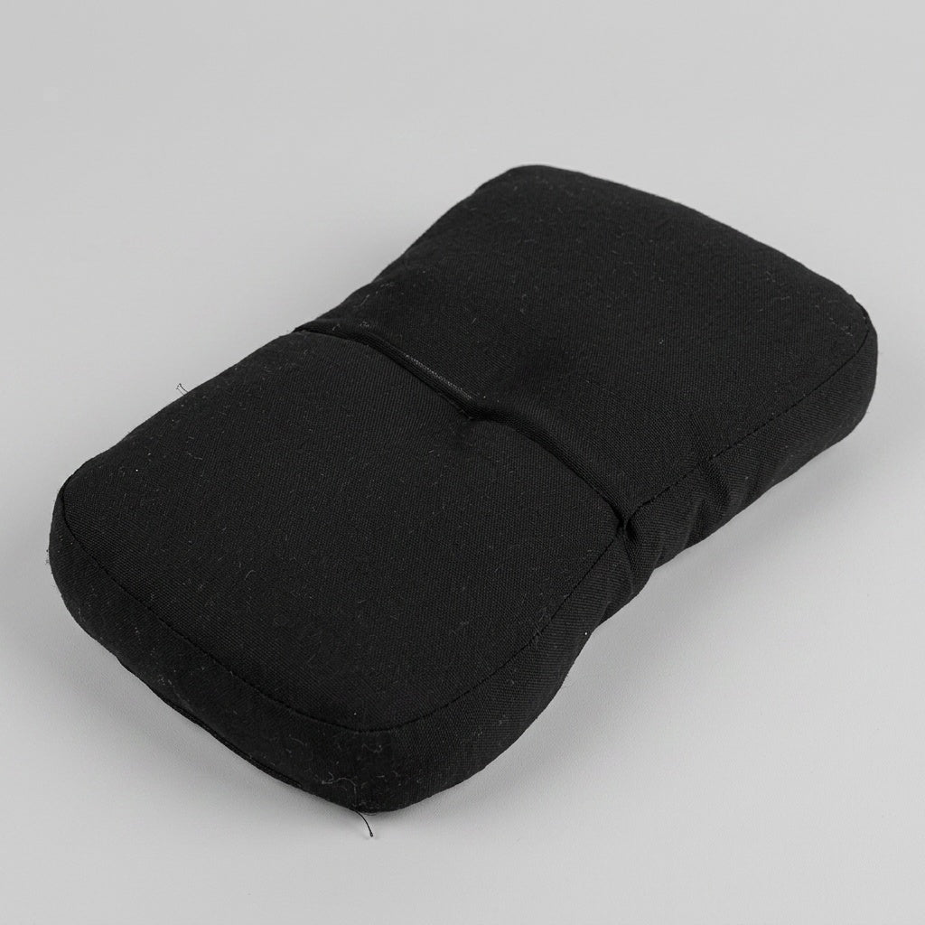 Coussin genoux long en fibre à sangle velcro
