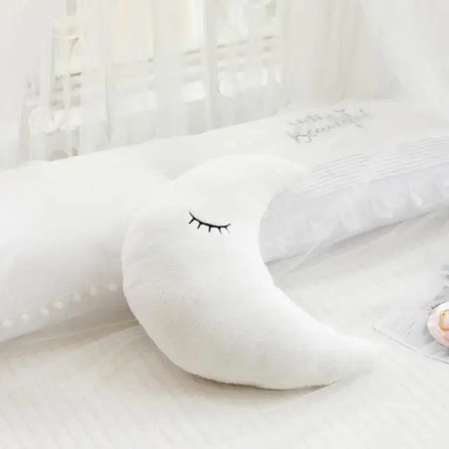 Coussin peluche nuage, étoile, lune et goutte de pluie pour enfant