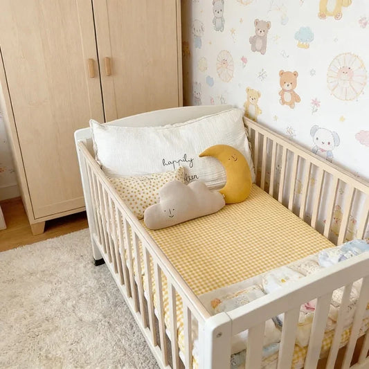 Coussin brodé style nordique pour enfant